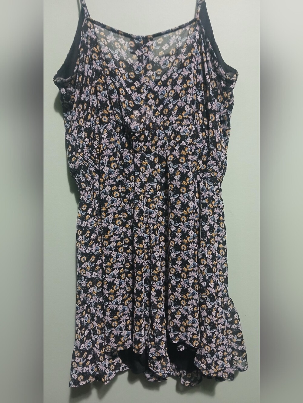 NWT Daytrip Strappy Floral Romper